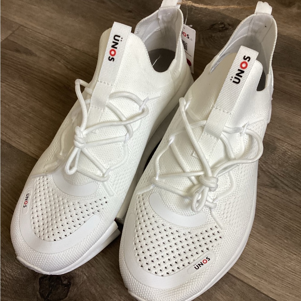 Unos Men/women casual sneaker